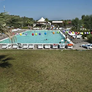 https://new-camping-le-tamerici.it-tuscanyhotel.com